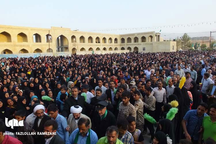 با یاد سلام بر غریب طوس دلها روانه پنجره فولاد شد با یاد سلام بر غریب طوس دلها روانه پنجره فولاد شد