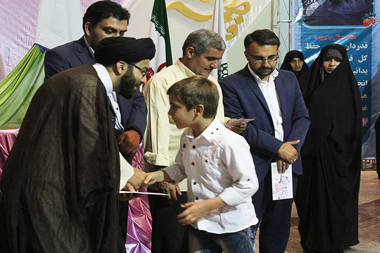 افتتاح ساختمان مرکزی جامعه القرآن بانوان همدان با حضور محمد حسین طباطبایی
