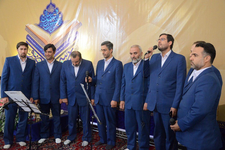 گزارش ایکنا از برگزاری کرسی ملی «تلاوت رضوی» در تبریز گزارش ایکنا از برگزاری کرسی ملی «تلاوت رضوی» در تبریز
