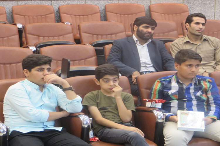 گزارش تصویری مسابقات استانی قرآن صنعت آب و برق لرستان