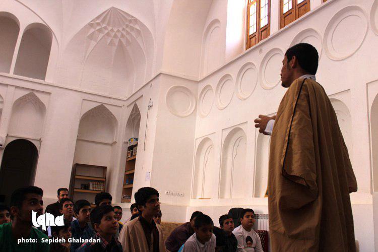 شوق حافظ شدن در مدرسه‌ای به قدمت تمدن خراسان‌جنوبی