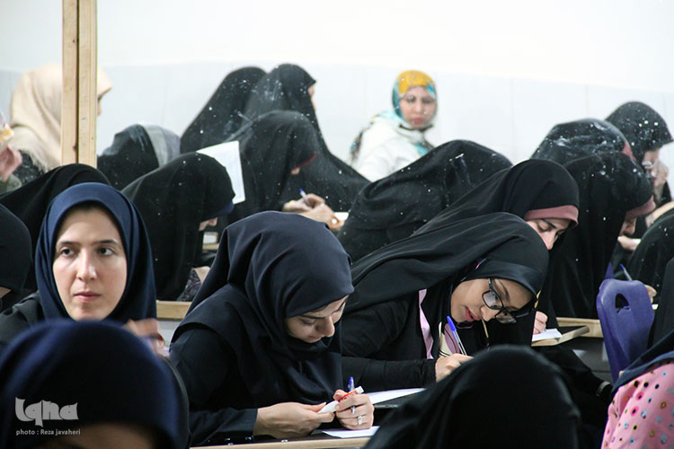 آزمون و اختتامیه دومین دوره تربیت مربی قرآنی تخصصی کودک در جهاد دانشگاهی اصفهان