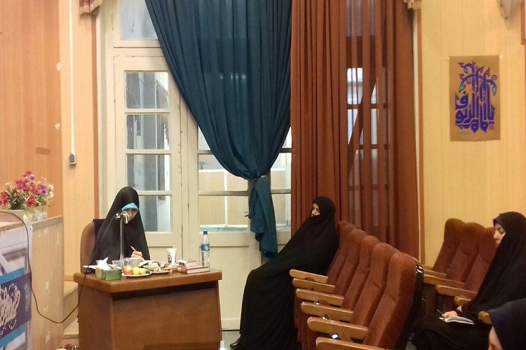 عدم تدبیر برنامه فرهنگی ویژه و فراغت طولانی متسابقان شهرستانی