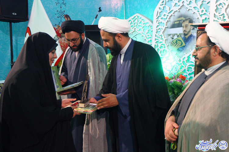 گزارش تصویری: تجلیل از برترین‌های مسابقات قرآن کریم در یزد