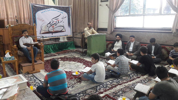برگزاری محافل انس با قرآن در دومین روز از برگزاری مسابقات قرآنی اوقاف