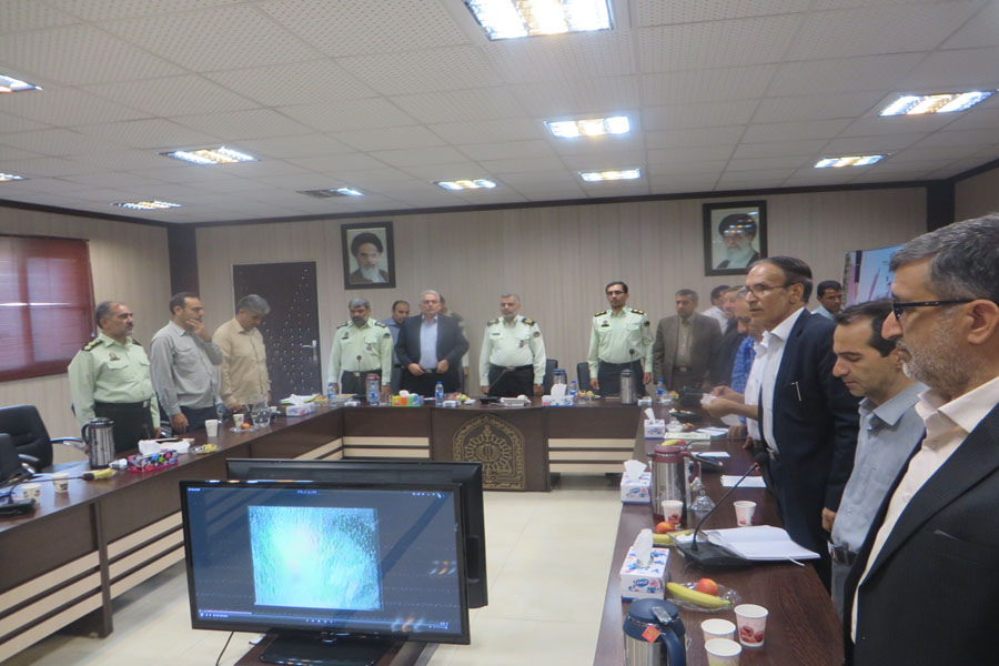 تجلیل نیروی انتظامی لرستان از خانواده شهید صارمی تجلیل نیروی انتظامی لرستان از خانواده شهید صارمی