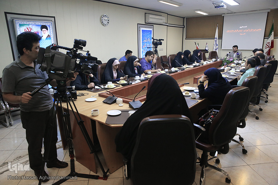معافیت نوجوانان موفق «اسوه» از آزمونهای نظری درجات 4 تا 2 طرح ارزیابی قاریان معافیت نوجوانان موفق «اسوه» از آزمونهای نظری درجات 4 تا 2 طرح ارزیابی قاریان