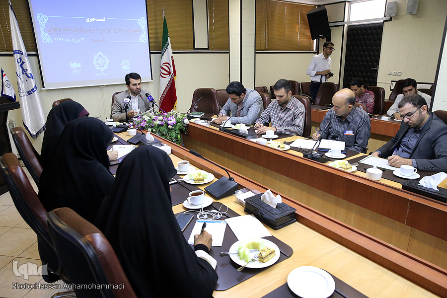 معافیت نوجوانان موفق «اسوه» از آزمونهای نظری درجات 4 تا 2 طرح ارزیابی قاریان معافیت نوجوانان موفق «اسوه» از آزمونهای نظری درجات 4 تا 2 طرح ارزیابی قاریان
