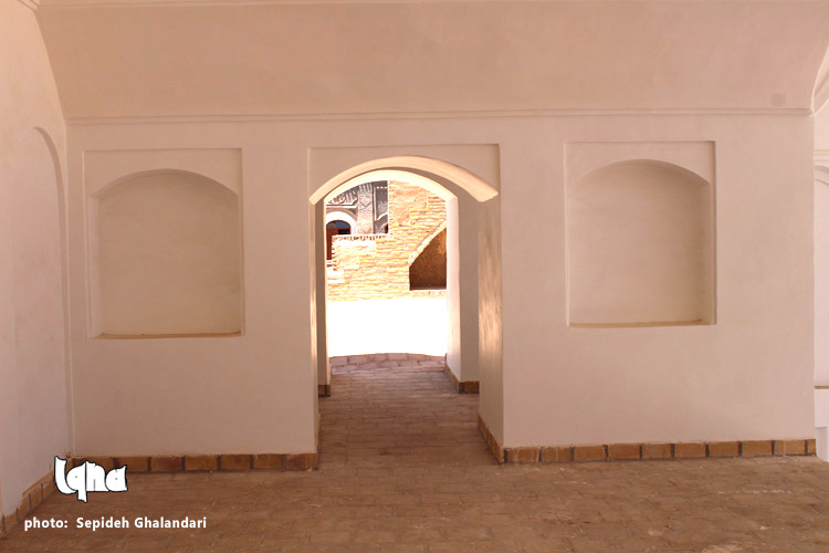 مدرسه شوکتیه بیرجند در قاب تصویر