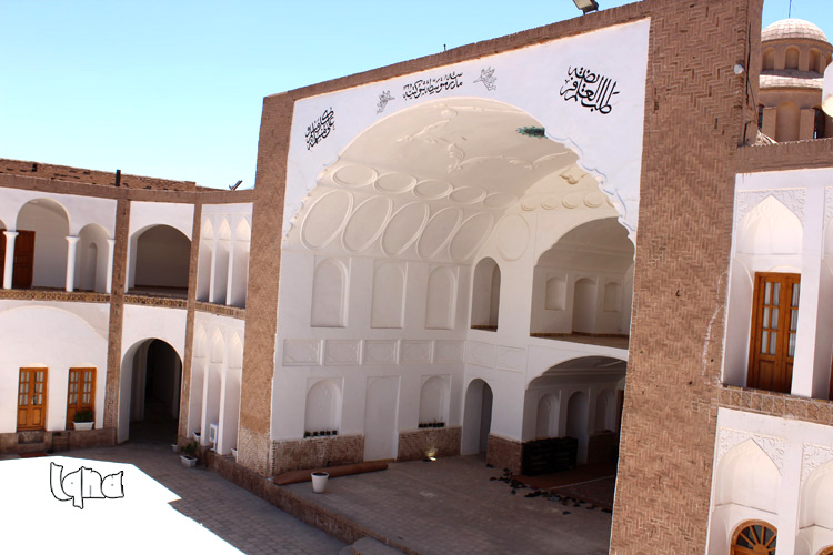 مدرسه شوکتیه بیرجند در قاب تصویر