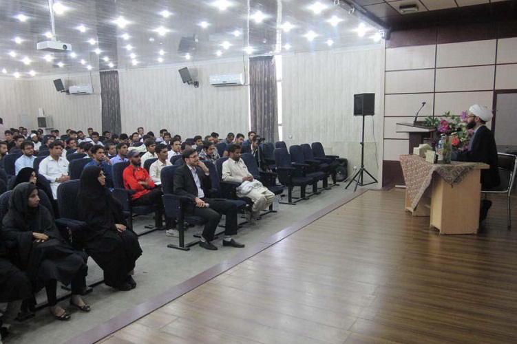 برپایی کارگاه‌های سبک زندگی و آسیب‌شناسی روابط دختر و پسر