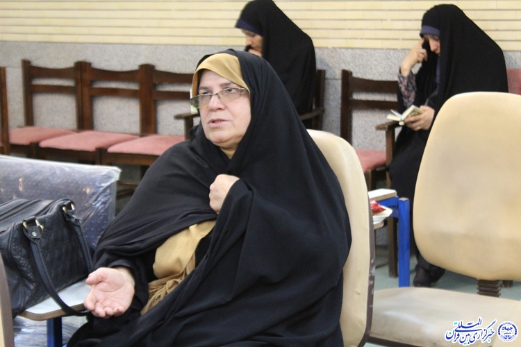 آزمون شفاهی دوازدهمین دوره اعطای مدرک به حفاظ در چهارمحال و بختیاری/گزارش تصویری