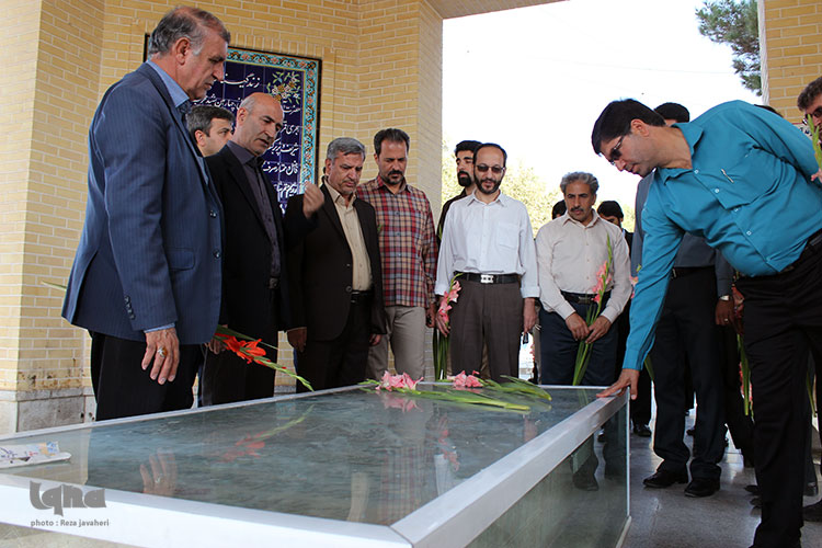 تجدید میثاق جهاد دانشگاهی با شهدا