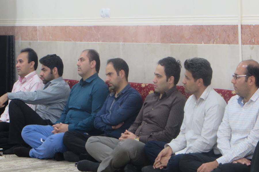 دیدار اعضای جهاددانشگاهی لرستان با آیت‌الله میرعمادی