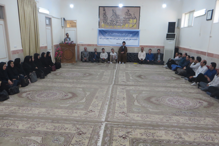 دیدار اعضای جهاددانشگاهی لرستان با آیت‌الله میرعمادی