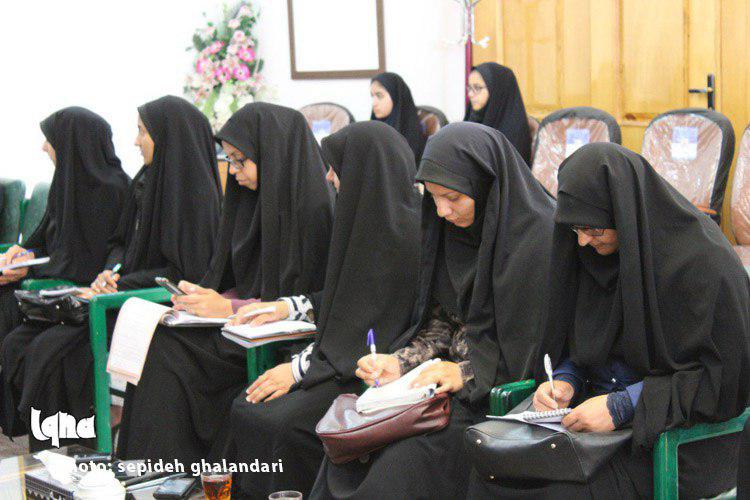 نشست خبری اصحاب رسانه با امام جمعه بیرجند نشست خبری اصحاب رسانه با امام جمعه بیرجند