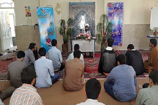 13 جوان ایرانی و پاکستانی حافظ کل قرآن و نهجالبلاغه شدند 13 جوان ایرانی و پاکستانی حافظ کل قرآن و نهجالبلاغه شدند