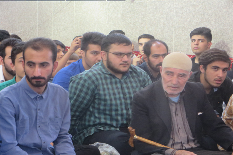 گزارش تصویری همایش تجلیل از امامزادگان خرم‌آباد و چگنی