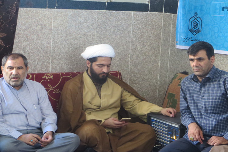 گزارش تصویری همایش تجلیل از امامزادگان خرم‌آباد و چگنی