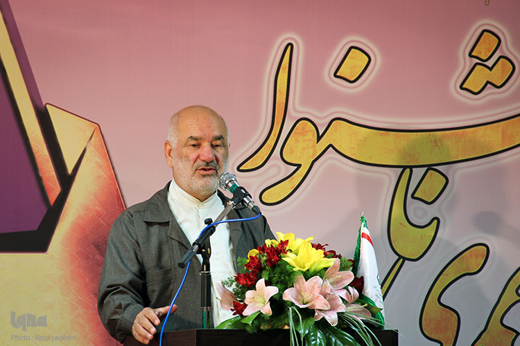 پیوند صد زوج ناشنوا در مقبره علامه مجلسی