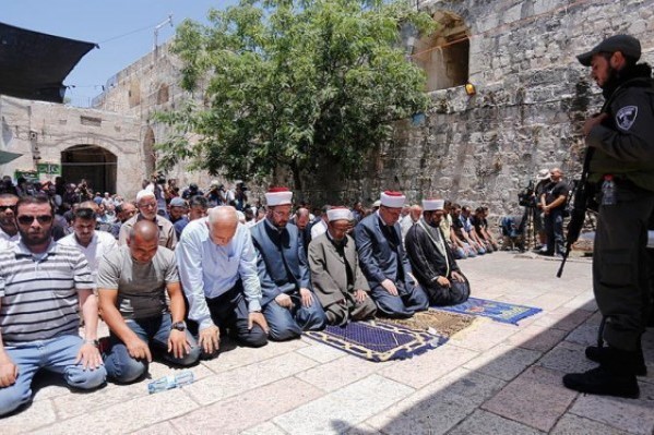 ادامه اعتصاب در صورت بسته ماندن باب حطة