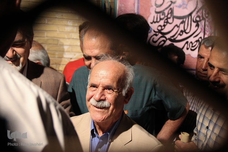 شب نشینی اهالی شعر، ادب و هنر در مراسم بزرگداشت استاد یگانه خط شکستهدرویش عبدالمجید طالقانی در تخت فولاد اصفهان برگزارشد