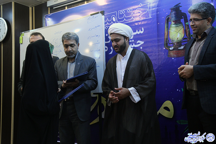 گزارش تصویری/تجلیل از برگزیدگان جشنواره «ماه خوب خدا» در یزد