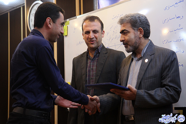 گزارش تصویری/تجلیل از برگزیدگان جشنواره «ماه خوب خدا» در یزد