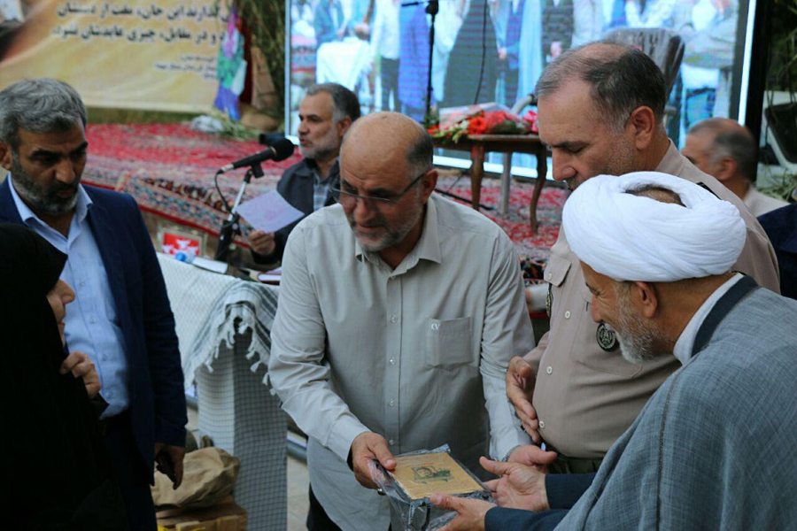 گزارش تصویری کنگره سرداران و شهدای محله پشت بازار خرم‌آباد
