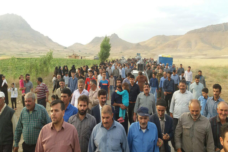 استقبال الیگودرزی‎ها از کاروان «زیر سایه خورشید»