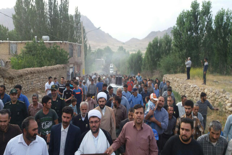 استقبال الیگودرزی‎ها از کاروان «زیر سایه خورشید»