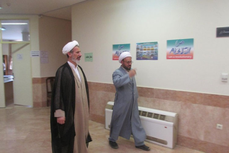 بازدید مدیرکل تبلیغات اسلامی لرستان از تبلیغات بروجرد