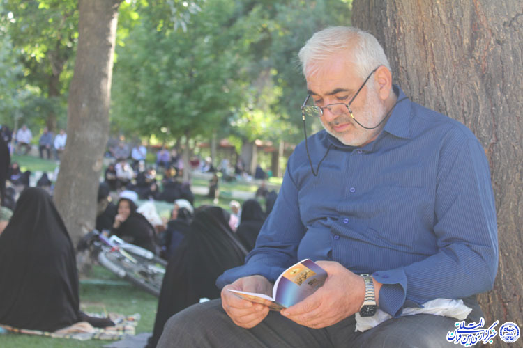 مراسم دعای عرفه با حضور شهدای گمنام
