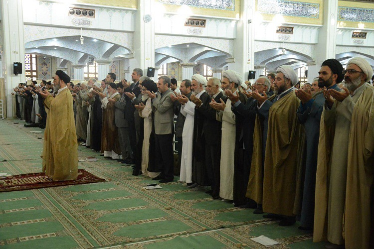 اقامه نماز عید قربان در تبریز+تصاویر اقامه نماز عید قربان در تبریز+تصاویر