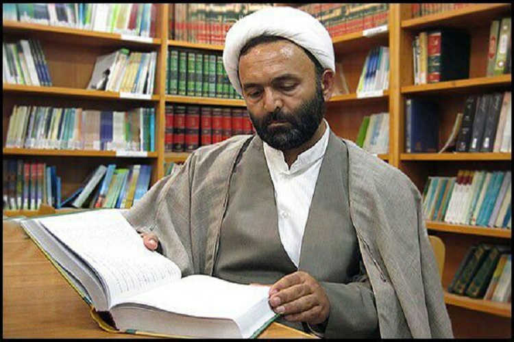 مجموعه 3 جلدی تفسیر آیات نماز منتشر می‌شود