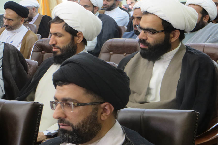 برگزاری کارگاه آموزشی و توجیهی روحانیون مستقر در لرستان + عکس