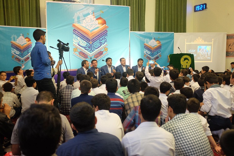 گزارش ایکنا از برگزاری کرسی ملی «تلاوت رضوی» در تبریز گزارش ایکنا از برگزاری کرسی ملی «تلاوت رضوی» در تبریز