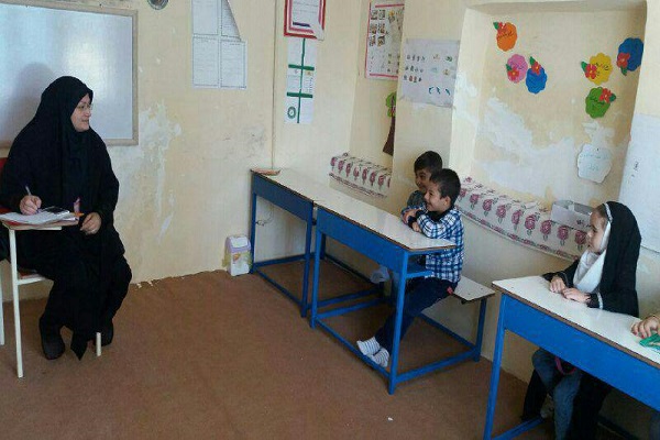 کودکان اردبیلی در آزمون روخوانی قرآن‌ شرکت کردند