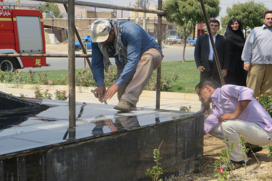 گزارش تصویری تجلیل از دست‌اندرکاران مرمت‌ سردیس شهید غلامرضا چاغروند