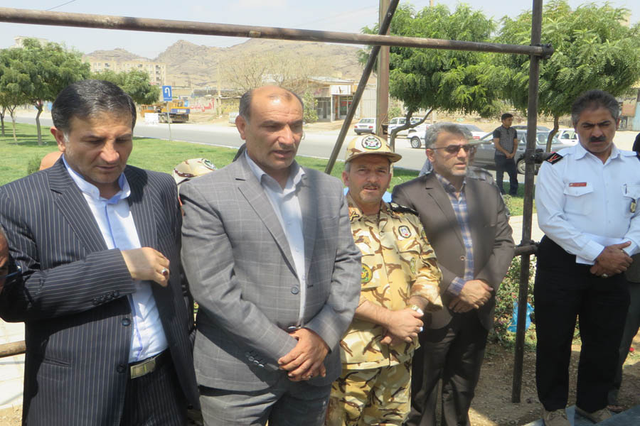 گزارش تصویری تجلیل از دست‌اندرکاران مرمت‌ سردیس شهید غلامرضا چاغروند