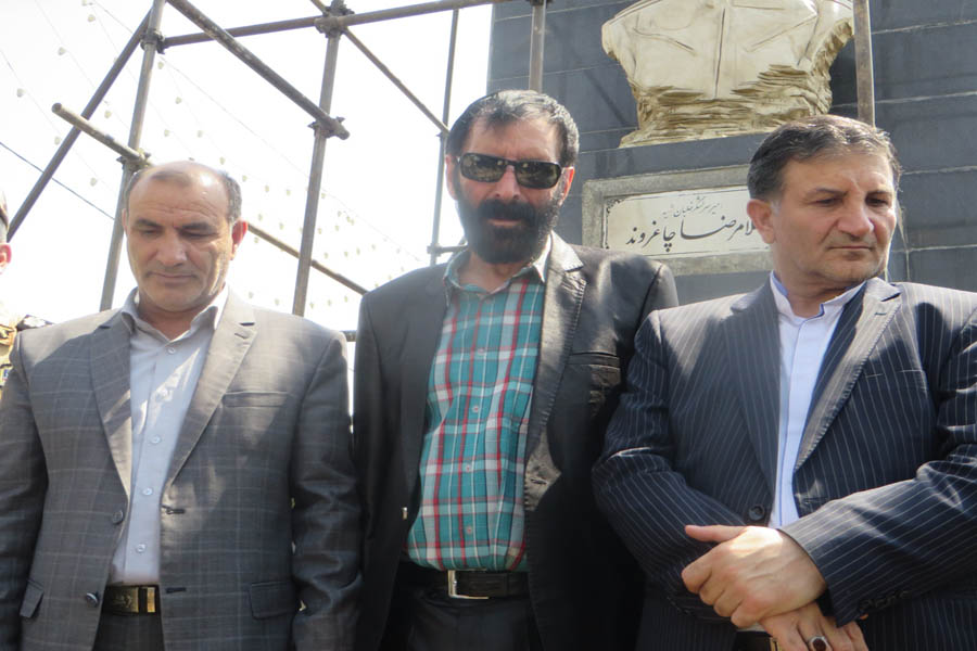 گزارش تصویری تجلیل از دست‌اندرکاران مرمت‌ سردیس شهید غلامرضا چاغروند