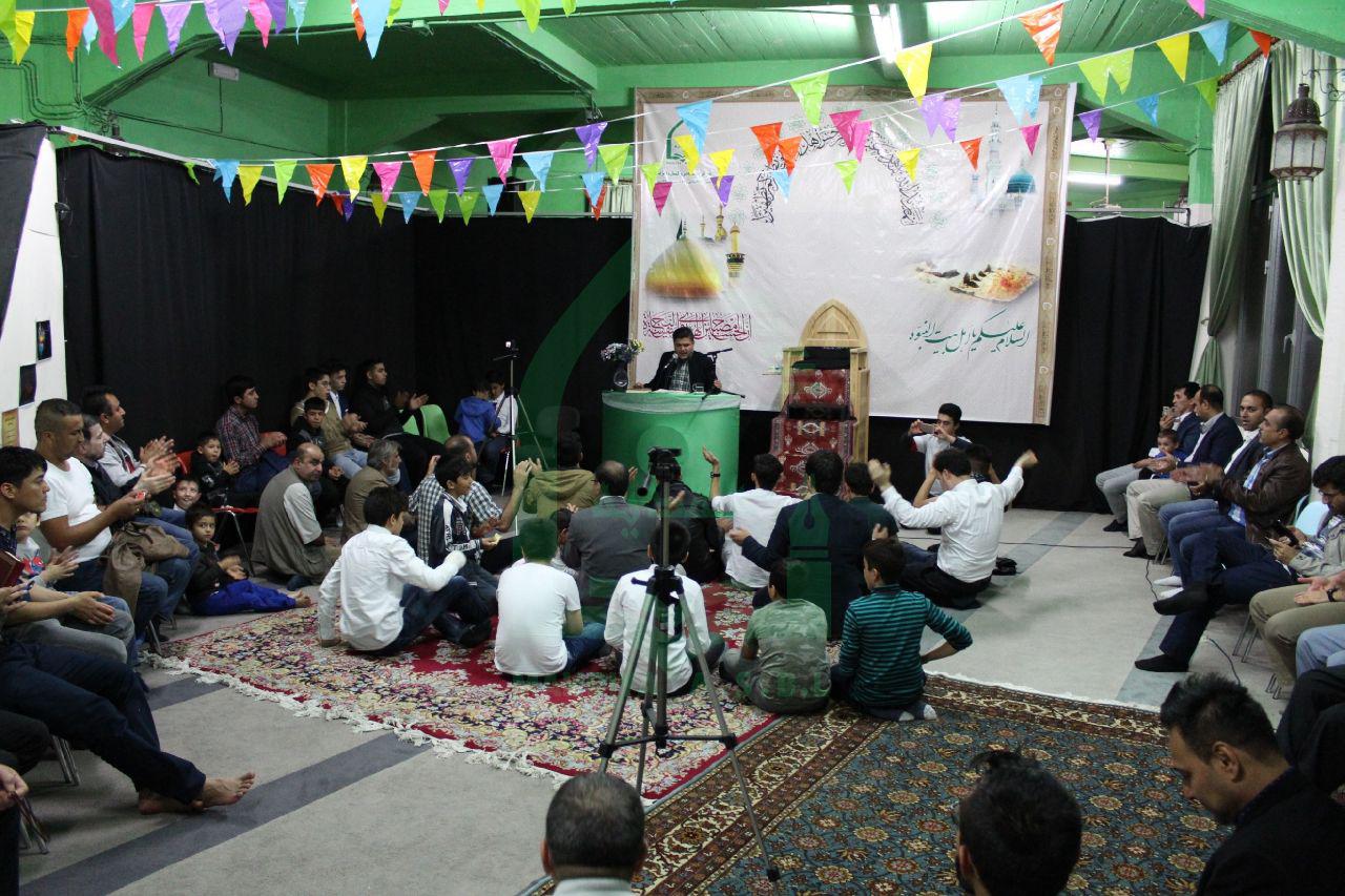 مدیحه‌سرایی به فرانسوی در بروکسل + فیلم