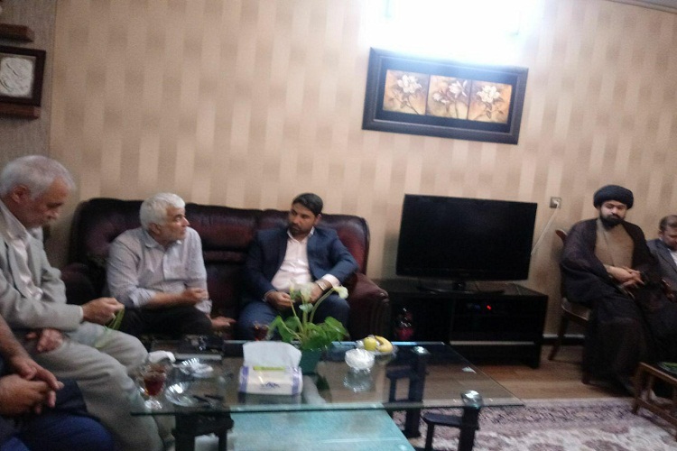 عیادت از پیشکسوت قرآنی عیادت از پیشکسوت قرآنی