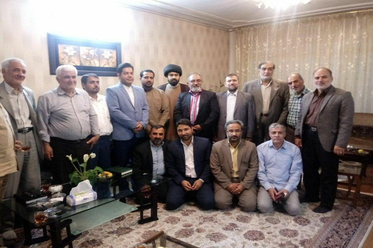عیادت از پیشکسوت قرآنی