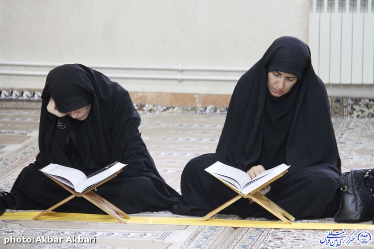 محفل انس «بهره‌هایی از کلام وحی» در شهرکرد/گزارش تصویری