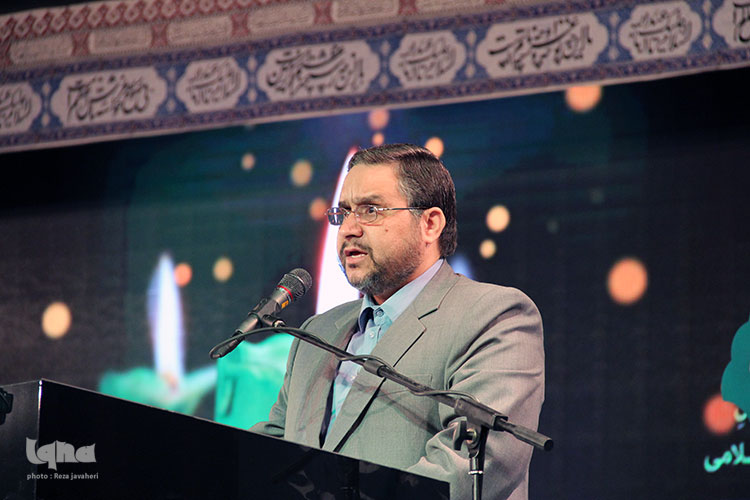 افتتاحیه همایش پیرغلامان حسینی در اصفهان برگزار شد.