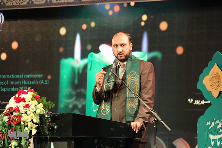 افتتاحیه همایش پیرغلامان حسینی در اصفهان برگزار شد.