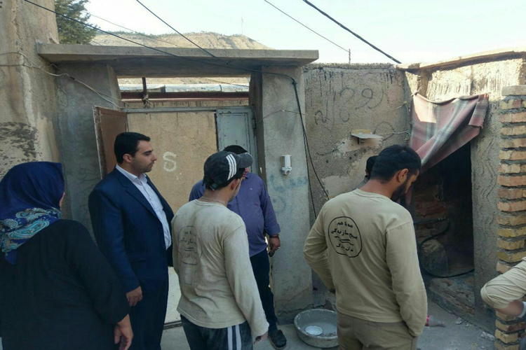 بازدید جمعی‎از مدیران از فعالیت‌های مؤسسه خیریه باب‌الحوائج(ع) خرم‌آباد
