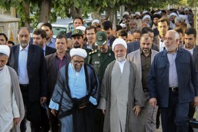 استقبال مردم خراسان شمالی از نماینده ولی فقیه در استان
