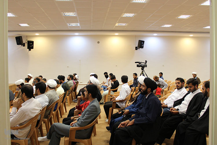 همایش تجلیل از نخبگان قرآنی حوزه علمیه اصفهان برگزار شد.